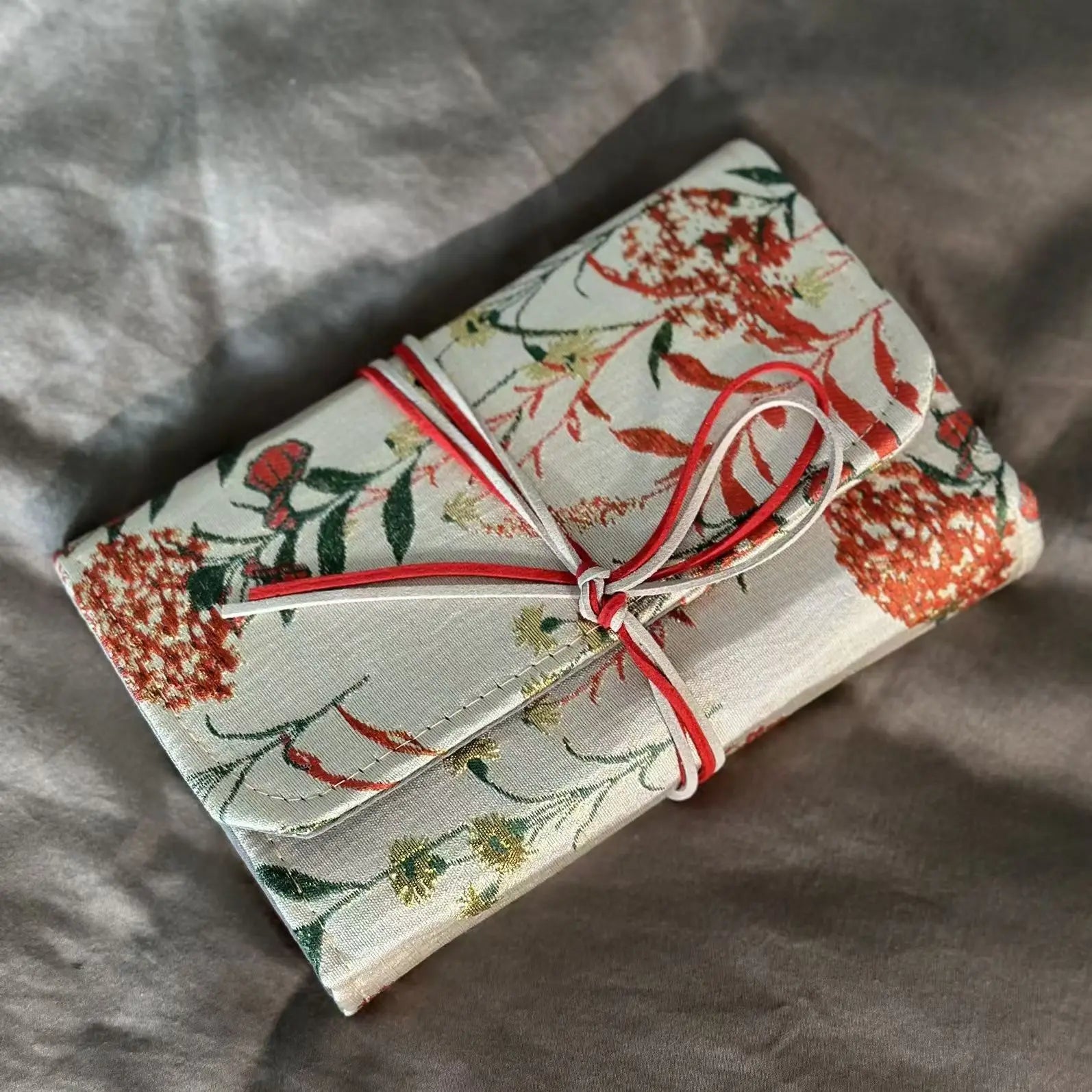 Beautiful Notebook for Girls Cloth Cover Retro Chinese Style Loose-leaf Diary Portable Scrapbook Binder Notepad Gift