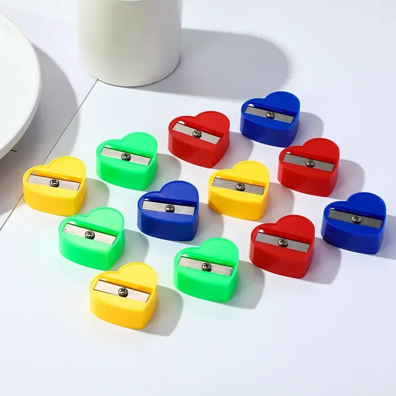 Heart Pencil Sharpeners Manual Pencil Sharpeners Compact Mini Sharpener for School Classroom Bulk School Supplies