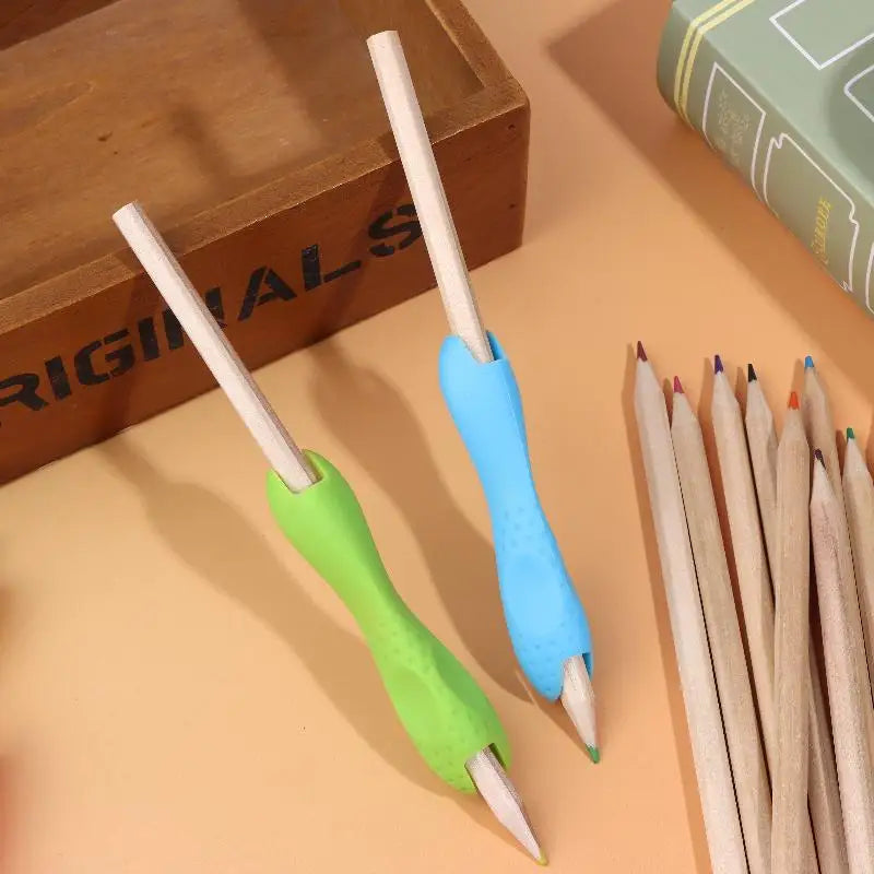 Ergonomic Pen Grip Writing Aid Grip Pencil Holder Grip For Kids Adult Writing,Enhances Grip Control,Writing Tools For Beginners